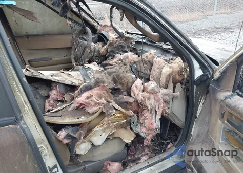 2012 Ford Escape Xlt z USA, uszkodzony, nr VIN 1FMCU9DG9CKB63876